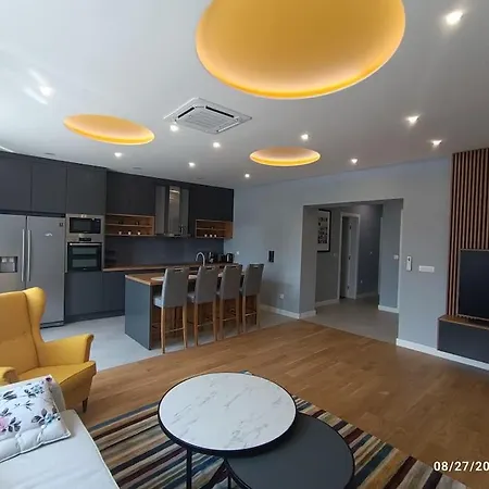 From A To Z - Lux Center Apartamento *